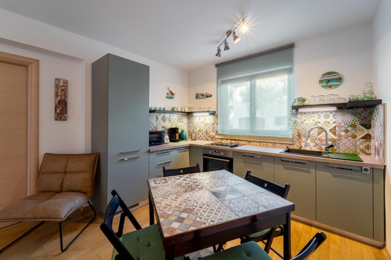 Erika Apartment คิร์ก ภายนอก รูปภาพ