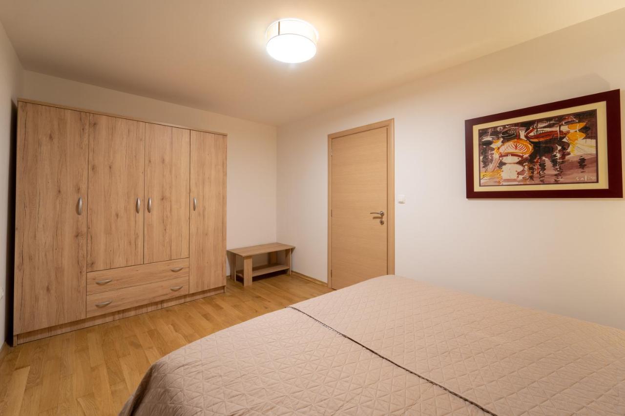 Erika Apartment คิร์ก ภายนอก รูปภาพ