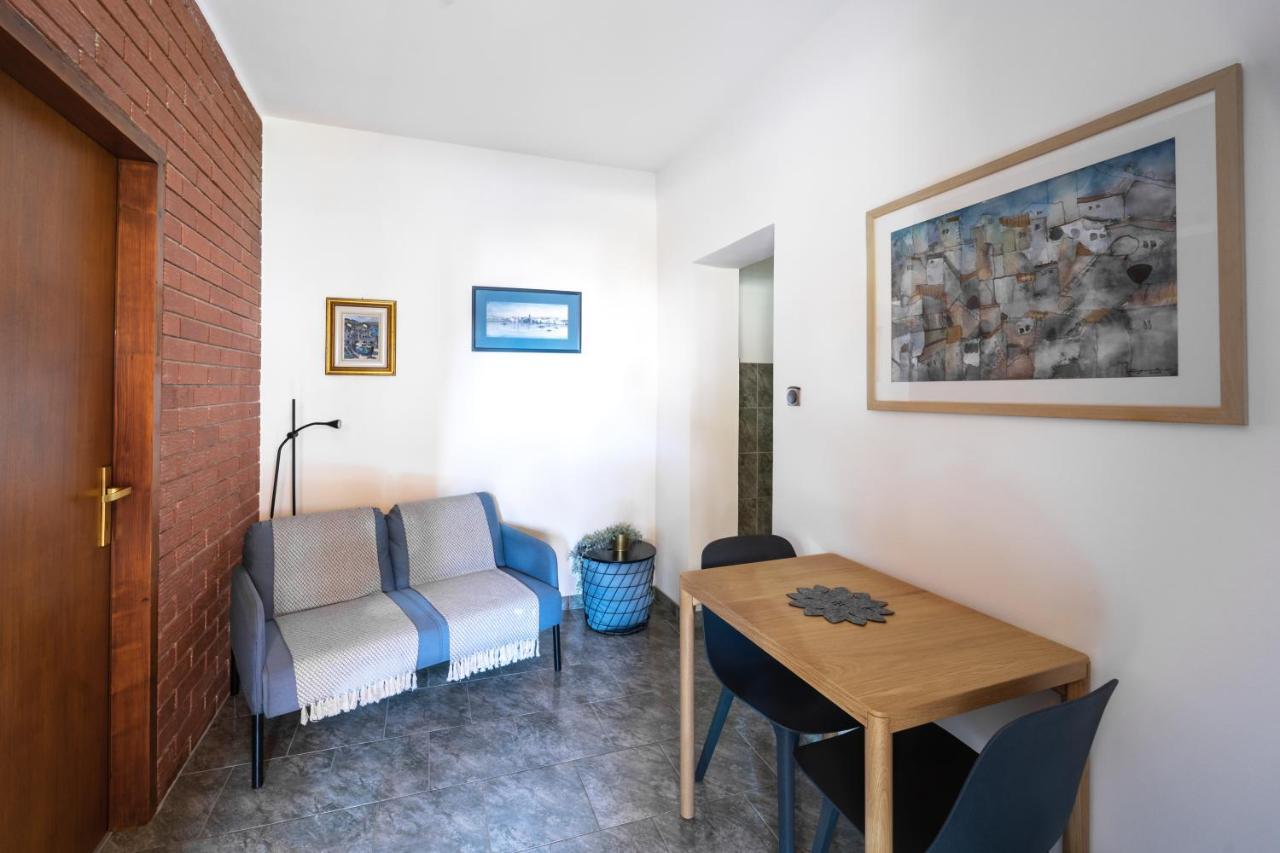Erika Apartment คิร์ก ภายนอก รูปภาพ